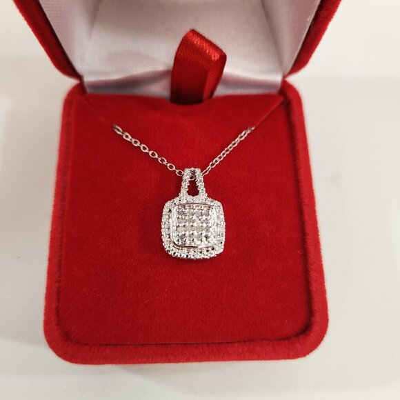 AVON 18K & Platinum Plated Jewelry Bundle Necklaces Earrings - Picture 6 of 16